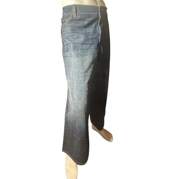 OLD NAVY “The Flirt” Just Below the Waist Boot Cut Jeans Size 24 Short - Picture 4 of 10